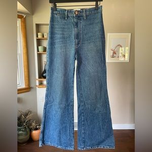 DOEN Melody High-waist flared jeans. Size 26